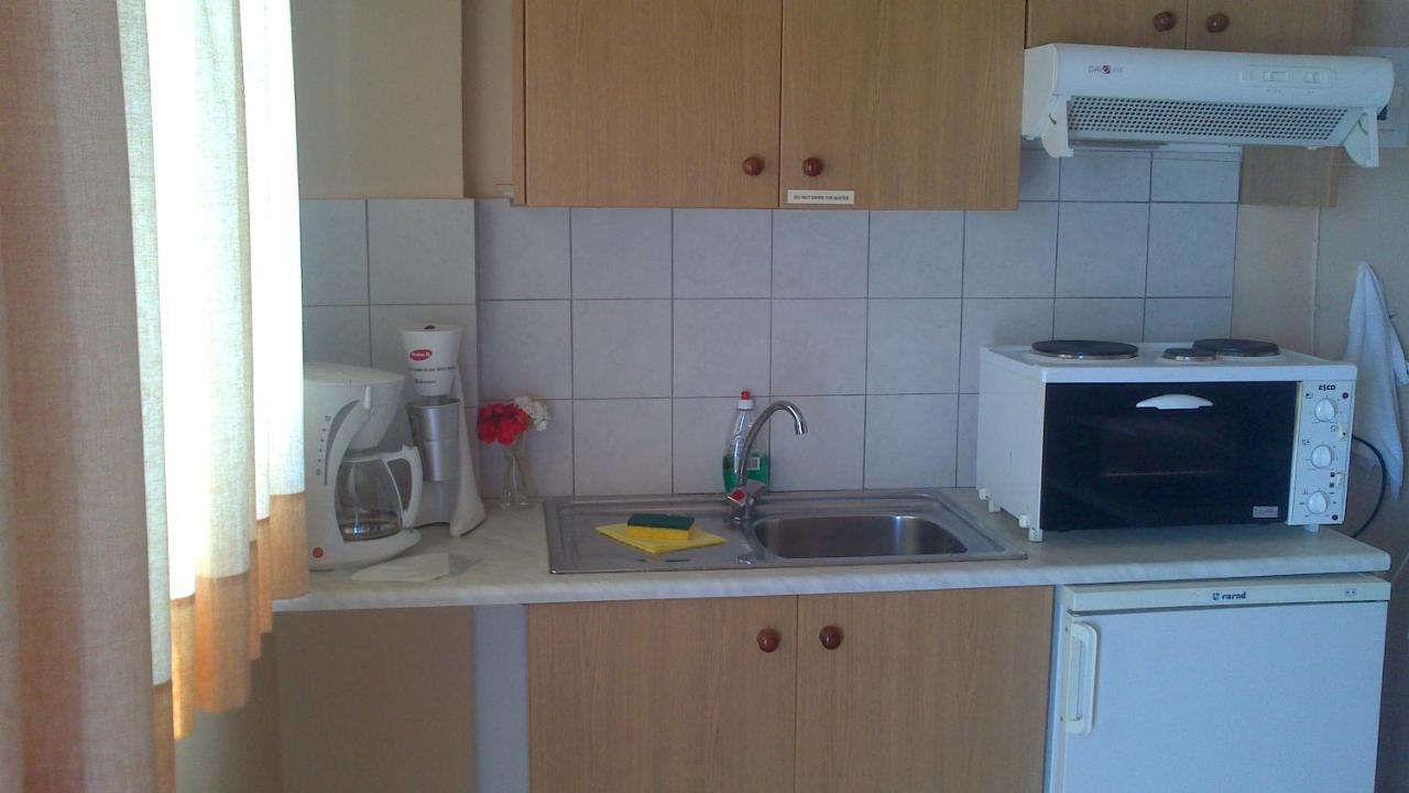 Sarris Planet Apartment Ермополи Екстериор снимка